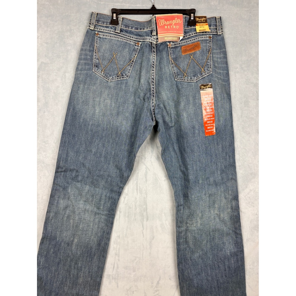 Wrangler Retro Relaxed Boot Jeans Mens 38x32 Medium Wash Denim WRT20RT NWT